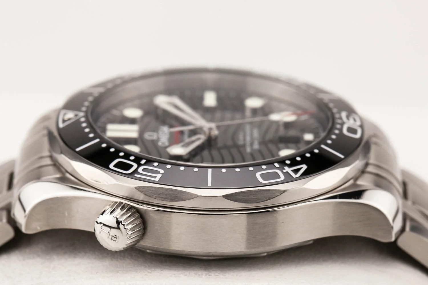 Omega Seamaster 300 Black Wave Bracelet PO 092225 (6 of 10).jpg