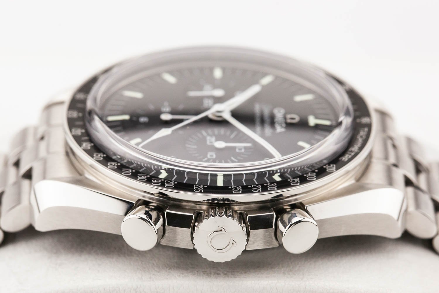 Omega Speedmaster Moonwatch 3861 Sapphire PO 071025 (5 of 10).jpg