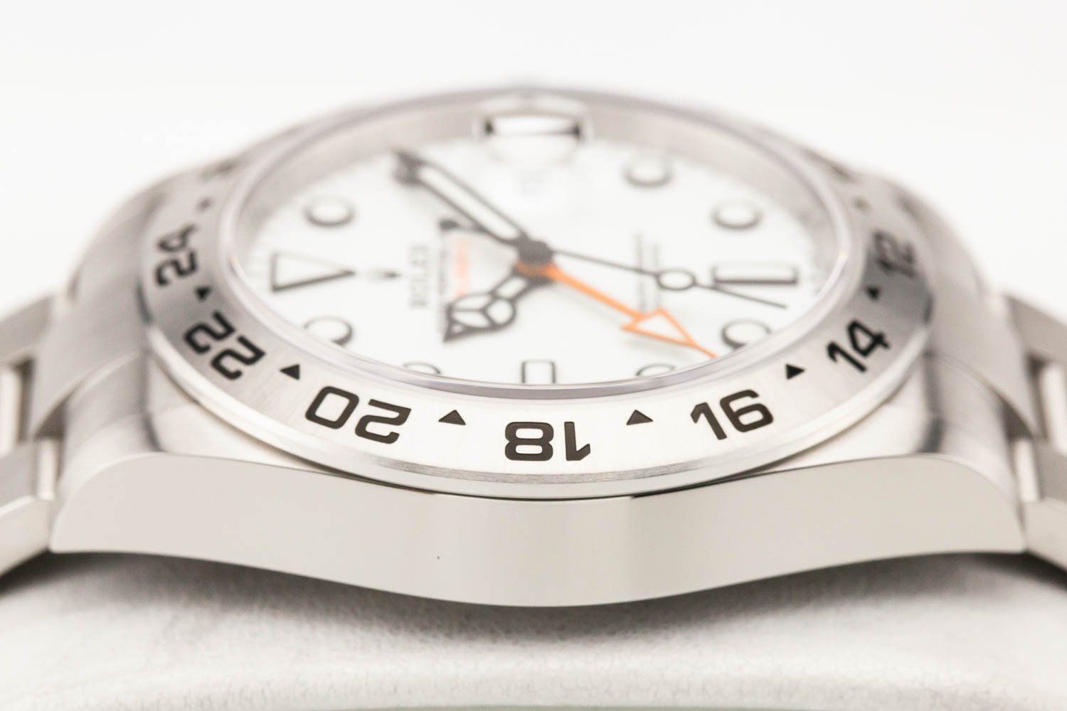 Rolex Explorer II Polar Dial NEW 226570 070225 (6 of 10).jpg