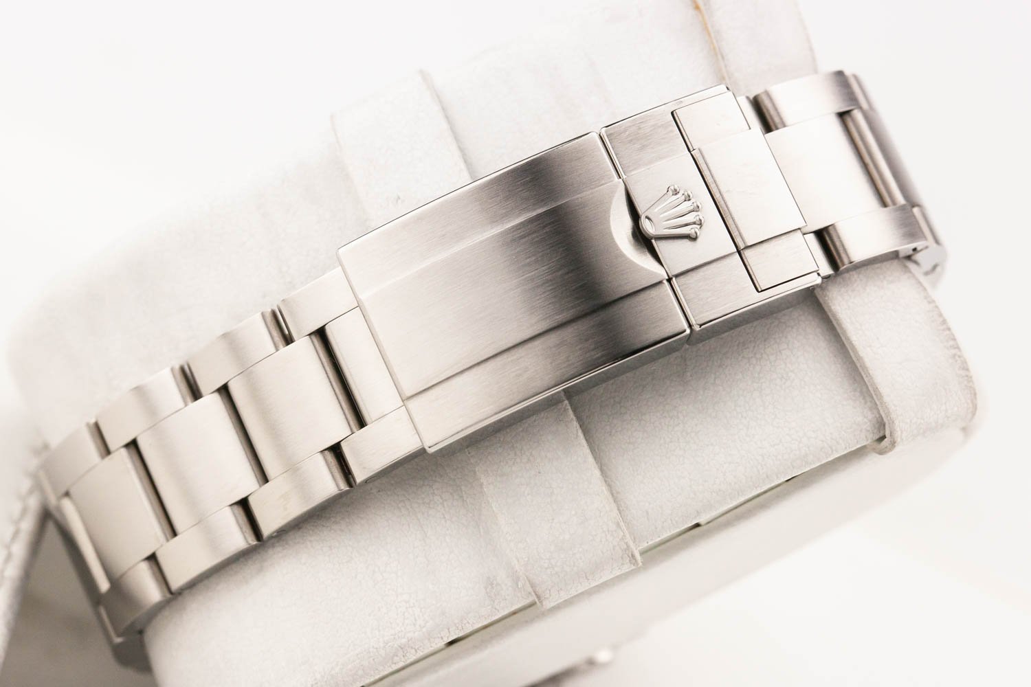 Rolex Explorer II Polar Dial PO 226570 062325 (8 of 10).jpg