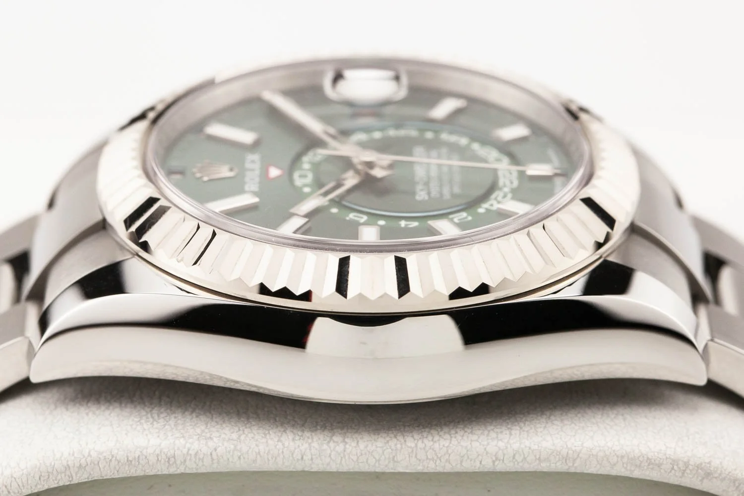 Rolex Sky-Dweller Green Dial PO 336934 091526 (6 of 10).jpg