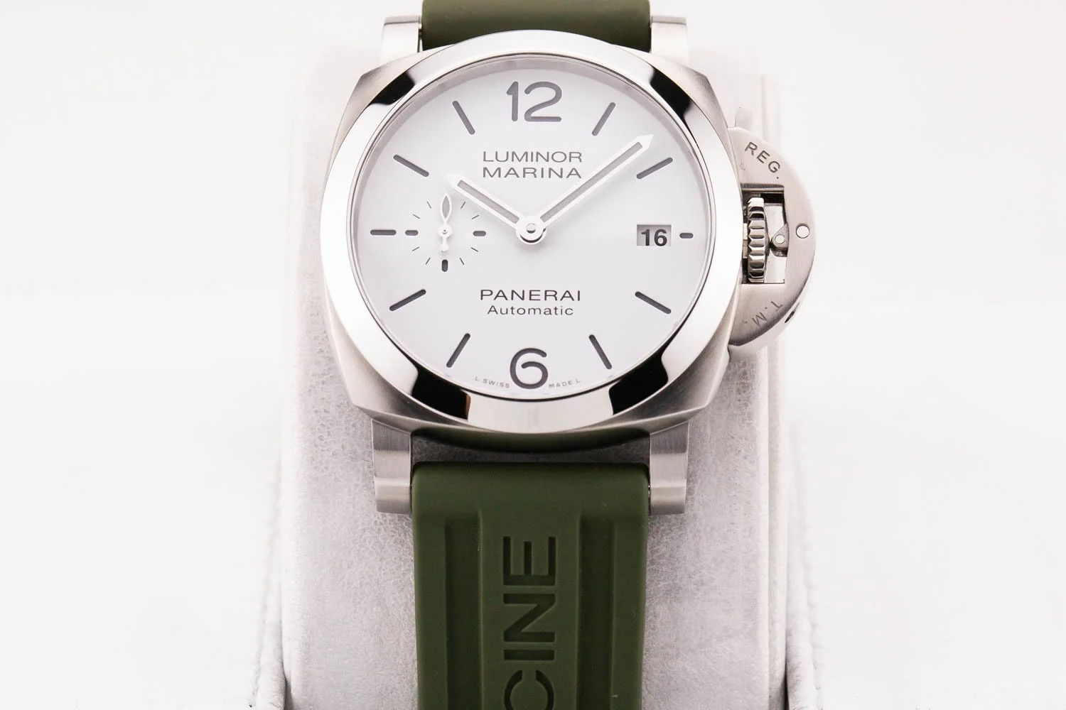 Panerai Luminor Quaranta Automatic White Dial PO PAM01371 090525 (2 of 9).jpg