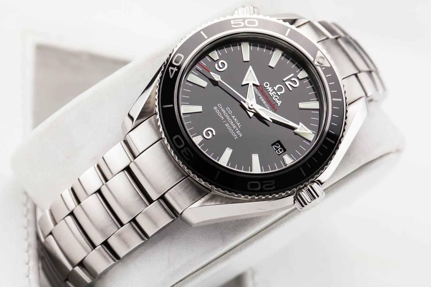 Omega Planet Ocean 2500 Liquidmetal 1948 PO 042925 (4 of 10).jpg