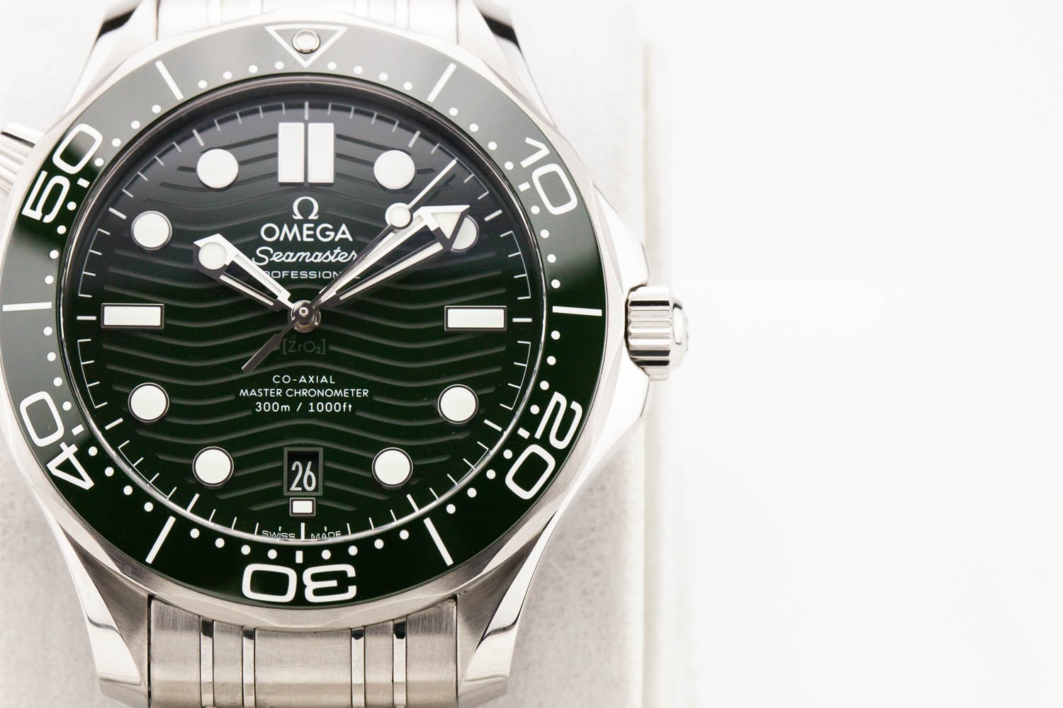 Omega Seamaster 300M Green Wave Bracelet PO 112625 (3 of 10).jpg