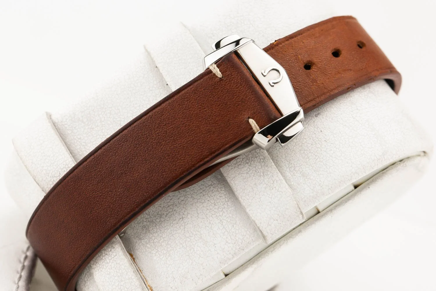 Omega Railmaster 38mm Brown Leather PO 100126 (7 of 9).jpg