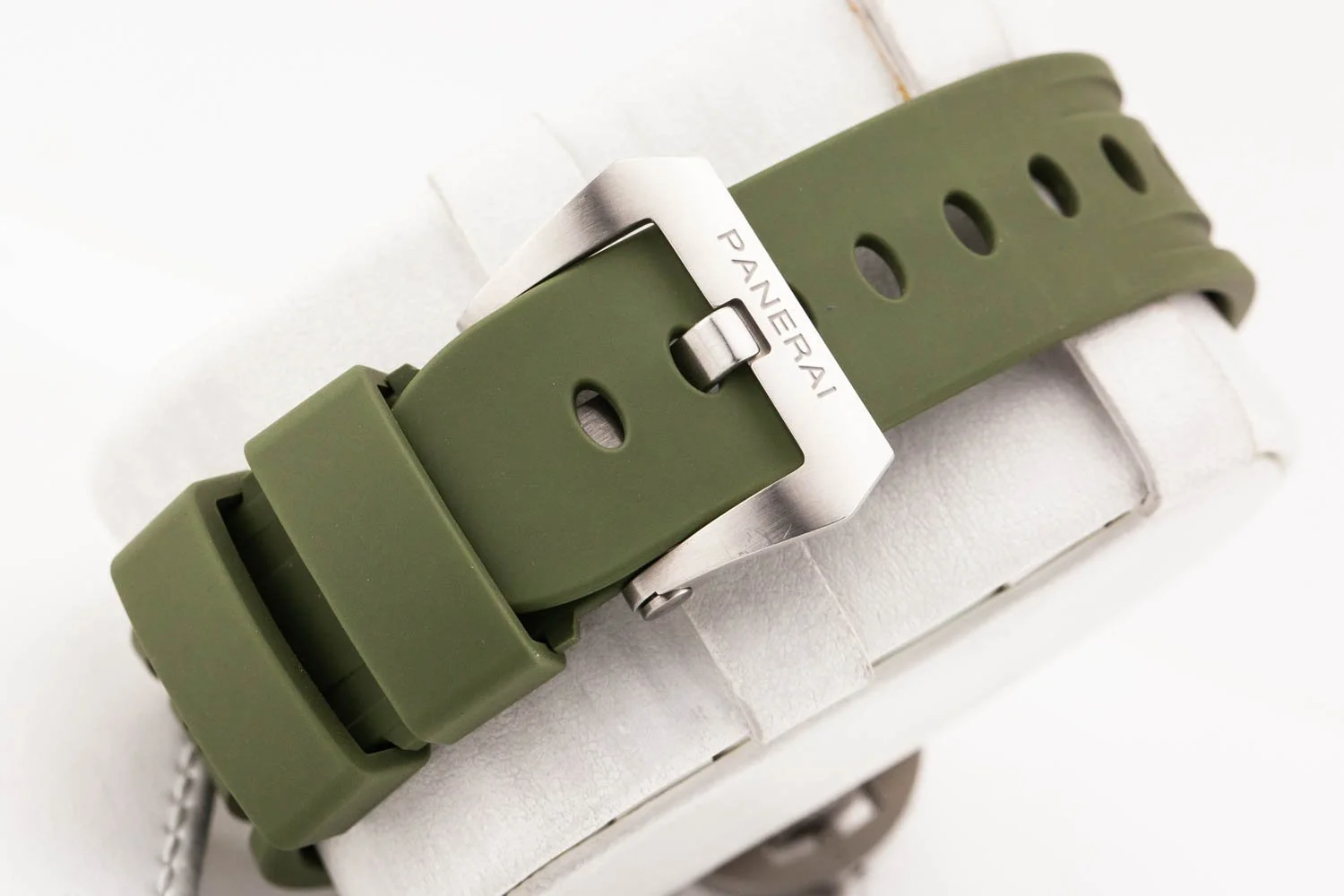 Panerai Luminor Quaranta Automatic White Dial PO PAM01371 090525 (7 of 9).jpg