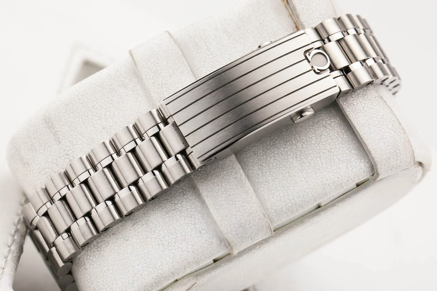 Omega Speedmaster Moonwatch 3861 Sapphire PO 101526 (8 of 11).jpg