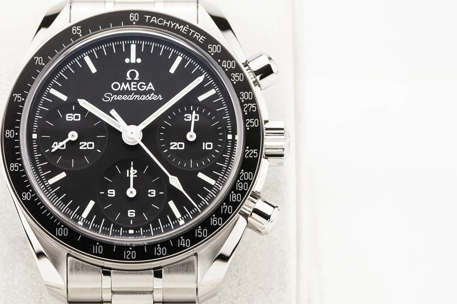 Omega Speedmaster 38 Sapphire Chronograph NEW 091526 (3 of 11).jpg