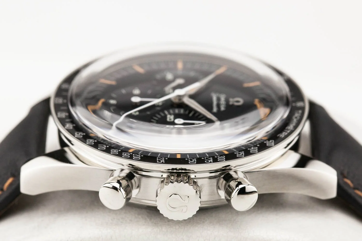 Omega Speedmaster FOIS Black Leather Strap NEW 091825 (5 of 9).jpg