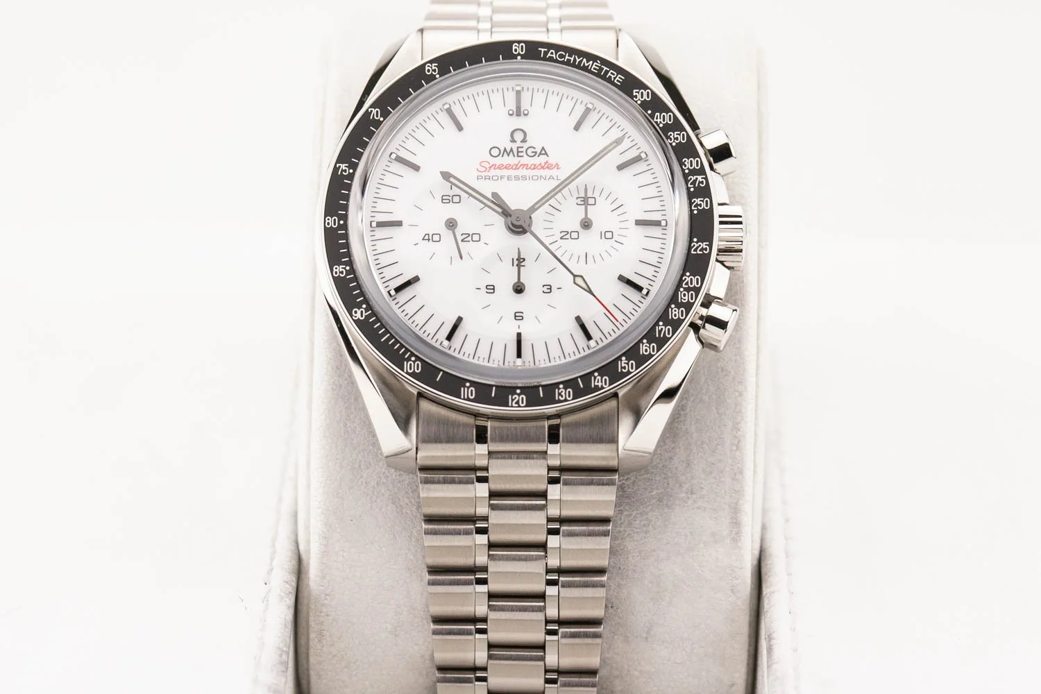 Omega Speedmaster Moonwatch 3861 White Mint 040226 (2 of 10).jpg