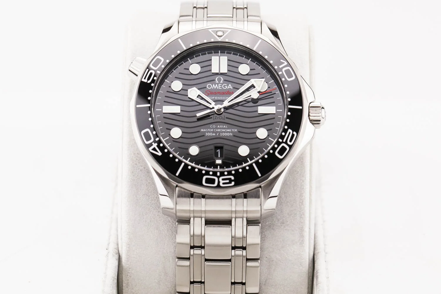 Omega Seamaster 300 Black Bracelet Mint 030226 (2 of 10).jpg