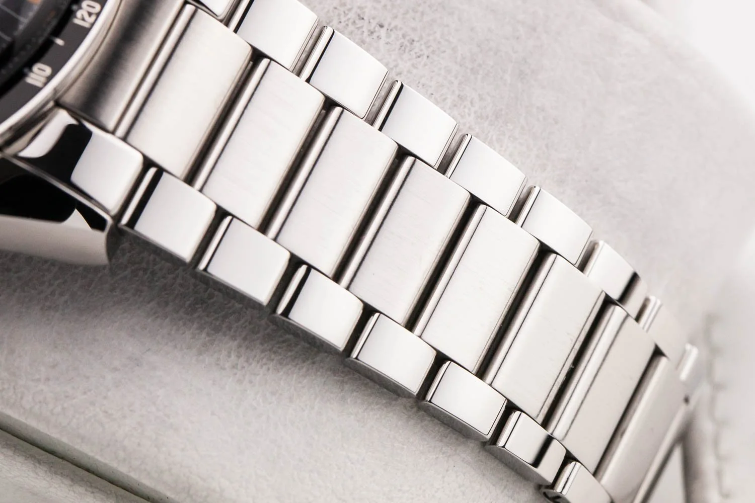 Omega Speedmaster First Omega in Space FOIS PO 090925 (7 of 10).jpg