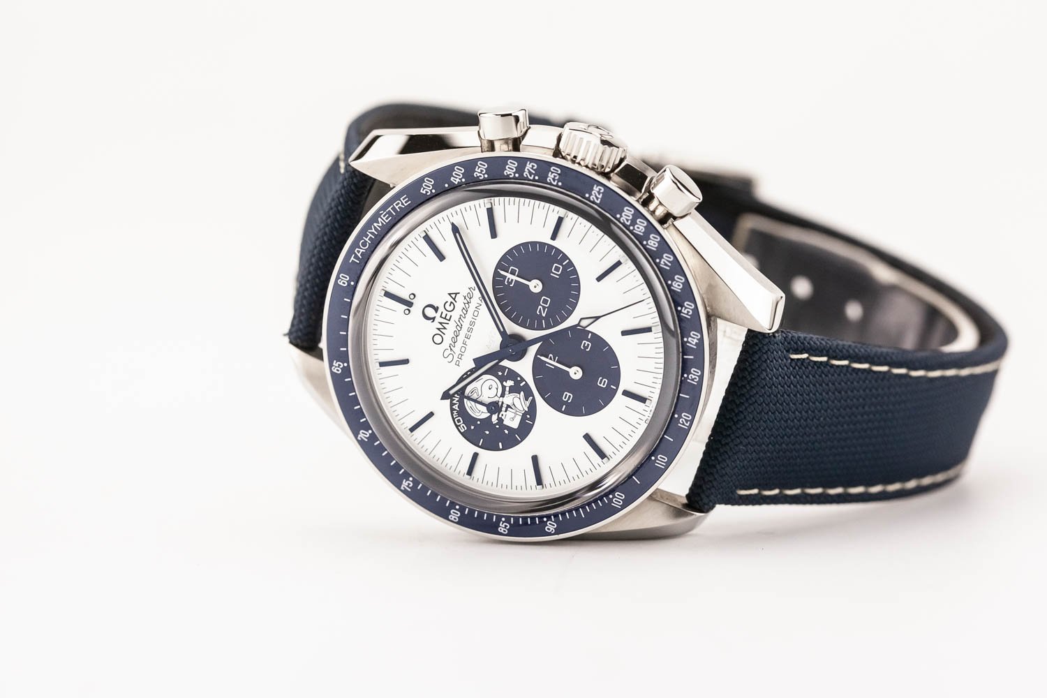 Omega Speedmaster 3861 Moonwatch Silver Snoopy PO 060525 (1 of 9).jpg