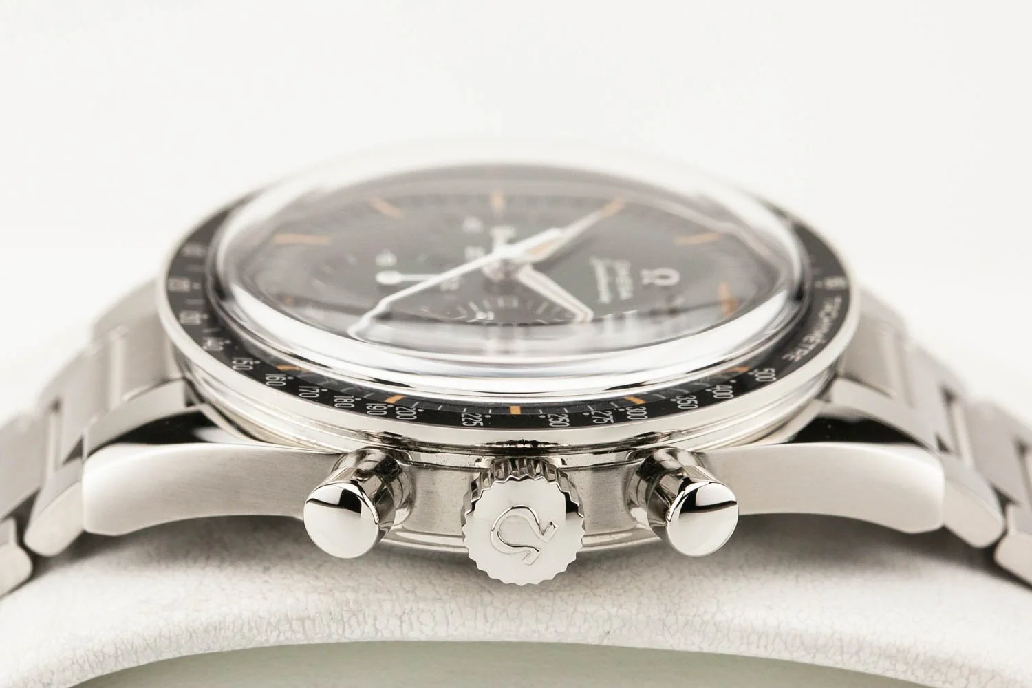 Omega Speedmaster FOIS PO 091026 (5 of 10).jpg