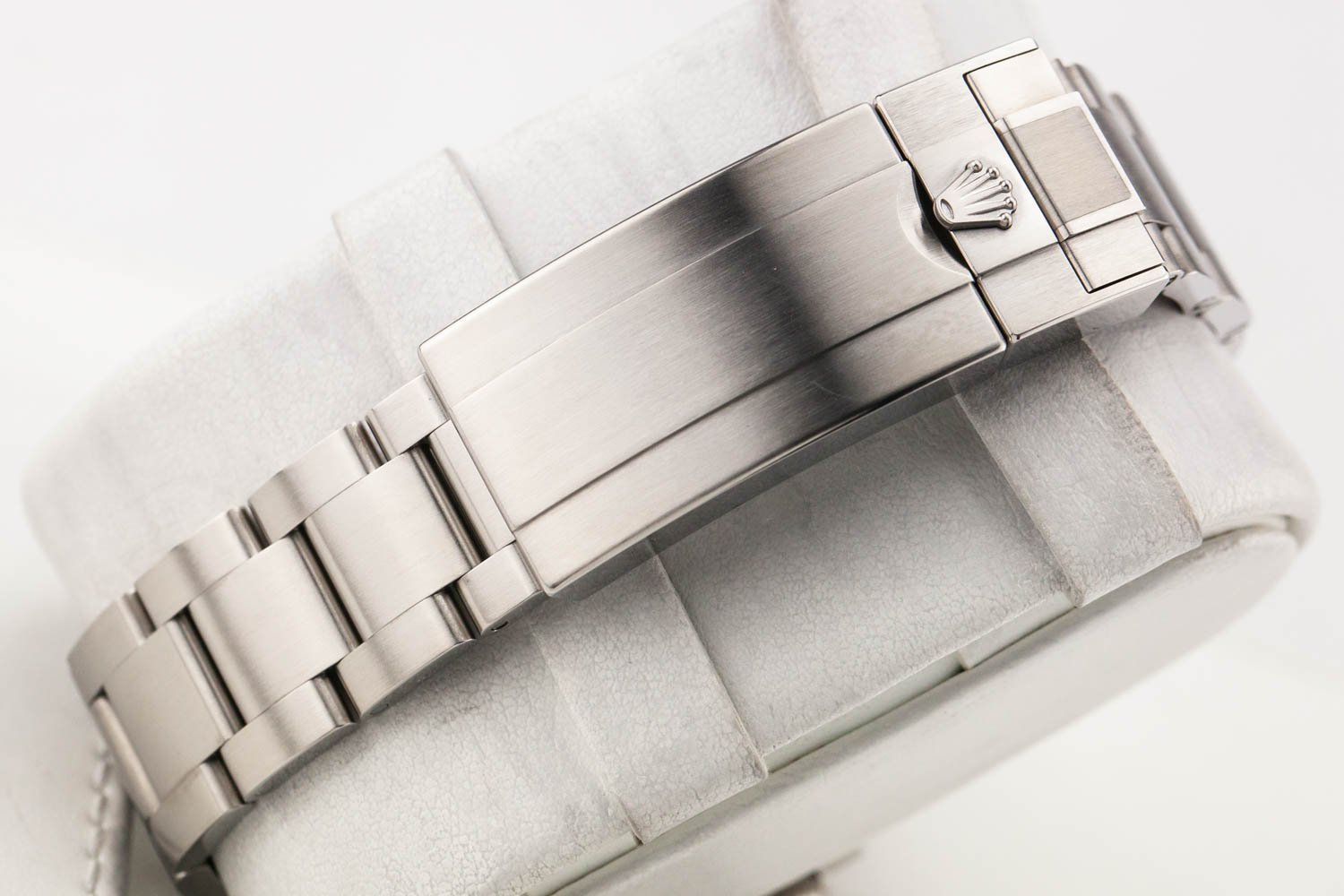 Rolex Submariner No Date PO 124060 070825 (8 of 10).jpg