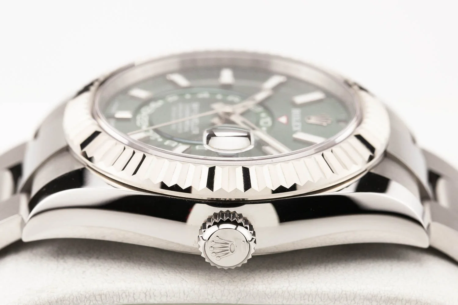 Rolex Sky-Dweller Green Dial PO 336934 091526 (5 of 10).jpg