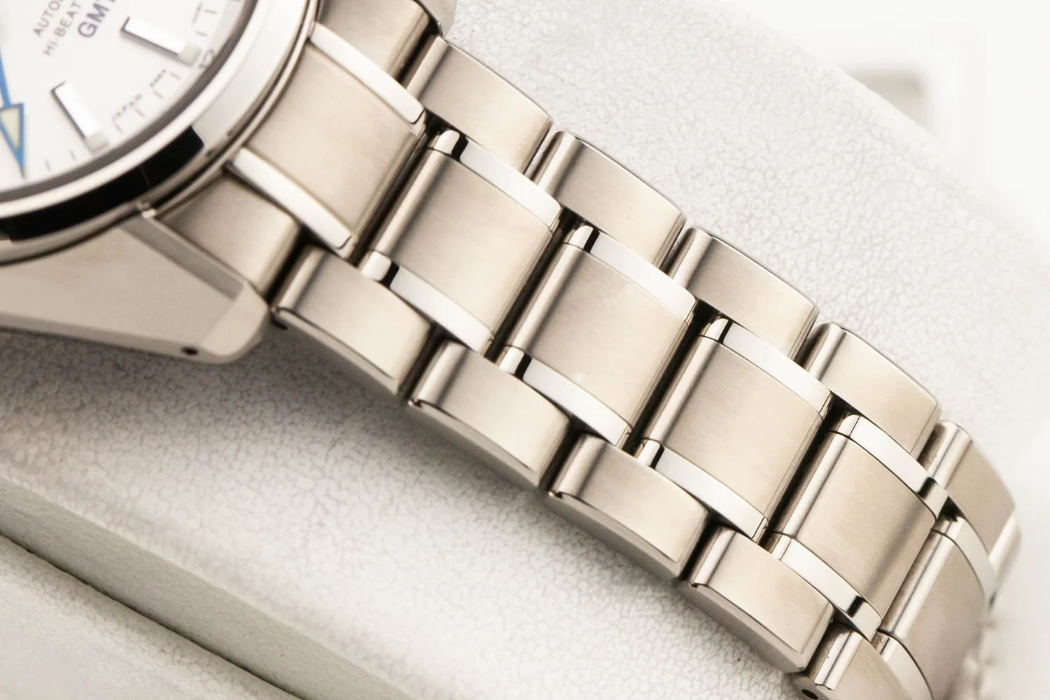 Grand Seiko Hi-Beat 36000 GMT 44GS 55th LE PO SBGJ255 091526 (7 of 10).jpg