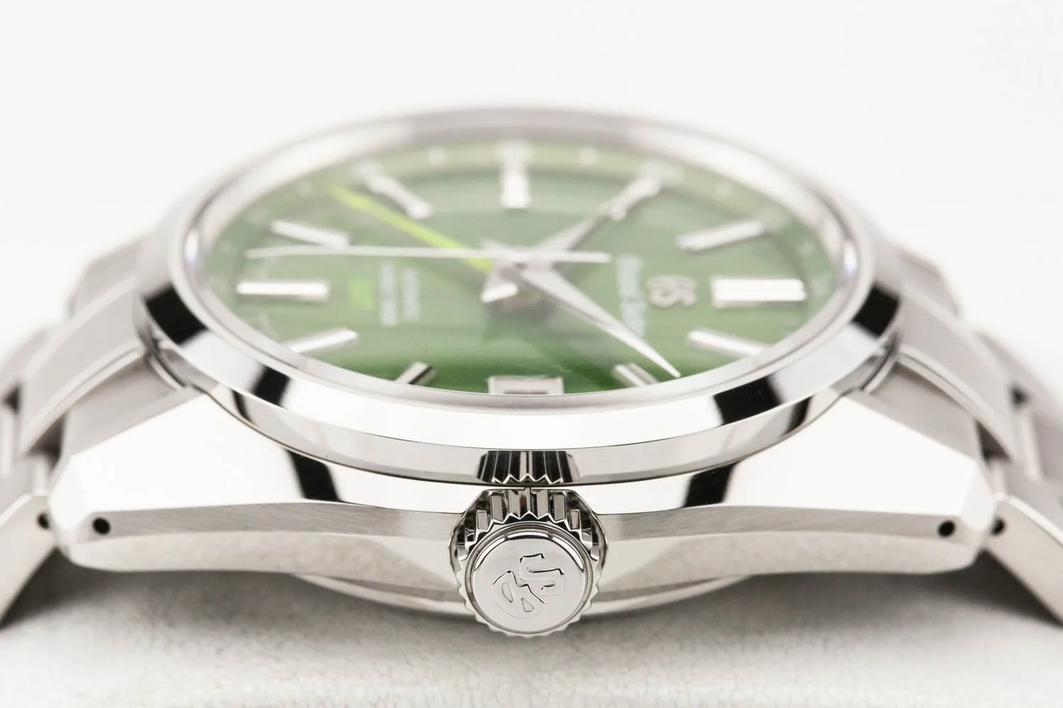 Grand Seiko Hi-Beat 36000 GMT Urban Bamboo PO SBGJ259 093026 (5 of 10).jpg