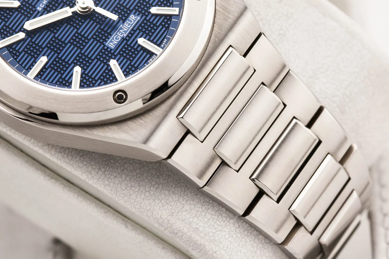 IWC Ingenieur Blue Dial Mint IW328907 072826 (7 of 10).jpg