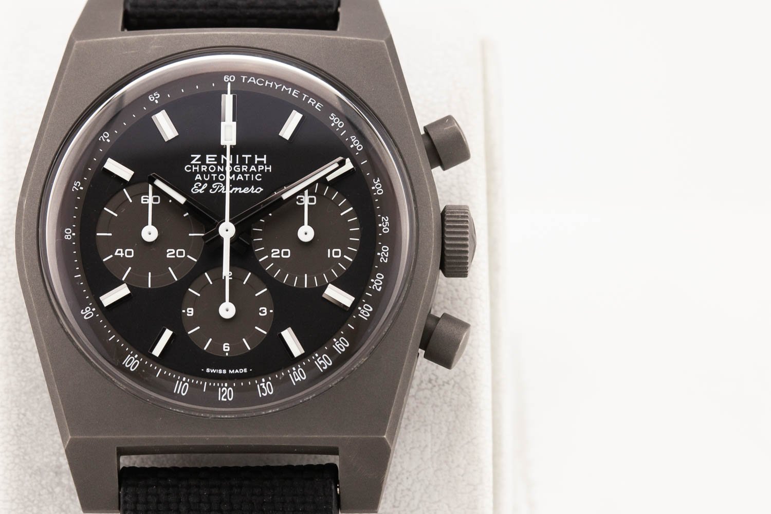 Zenith Chronmaster Revival Shadow PO 091426 (3 of 9).jpg