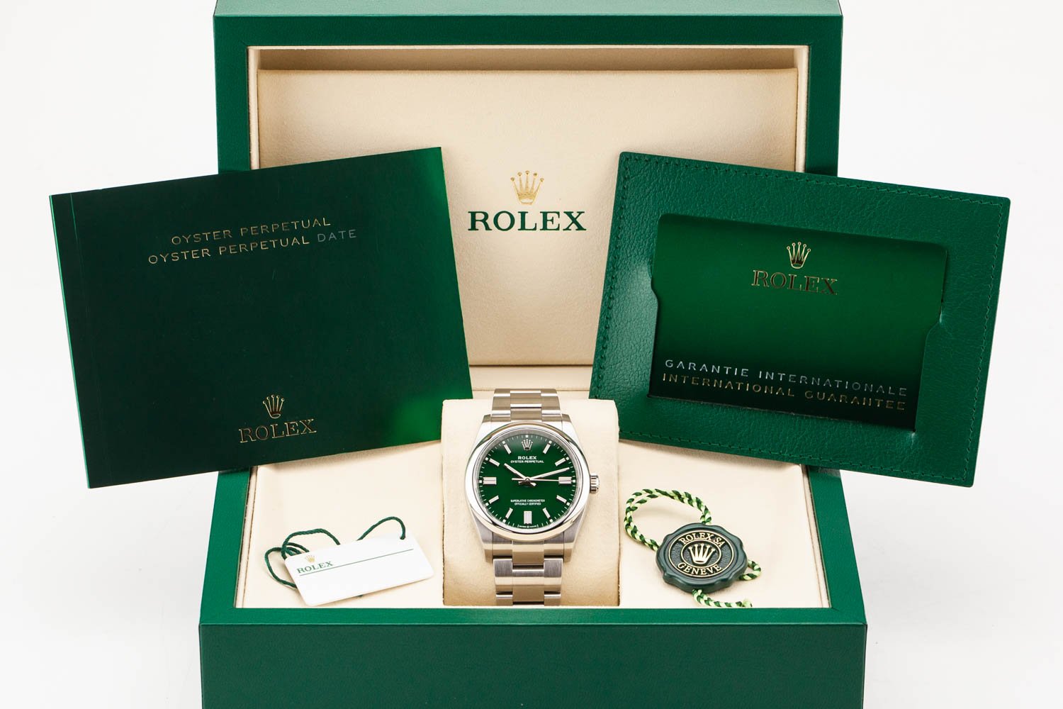 Rolex Oyster Perpetual 36 Green Dial NEW 126000 070825 (11 of 11).jpg