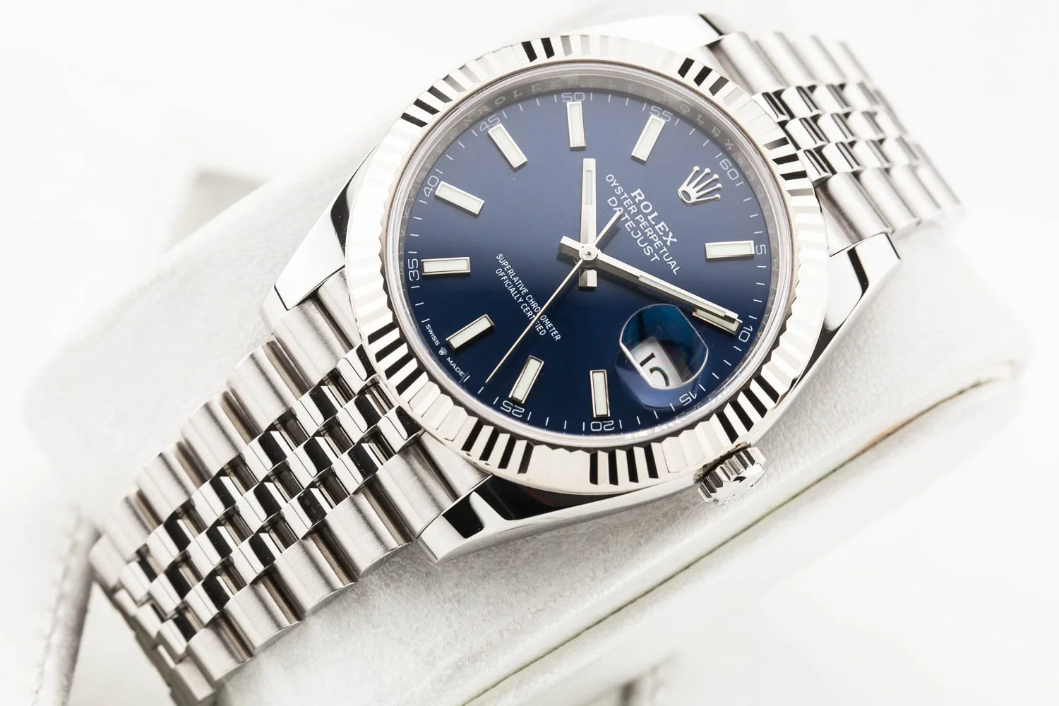 Rolex Datejust 41 Blue Fluted Jubilee Unworn 126334 011226 (4 of 10).jpg