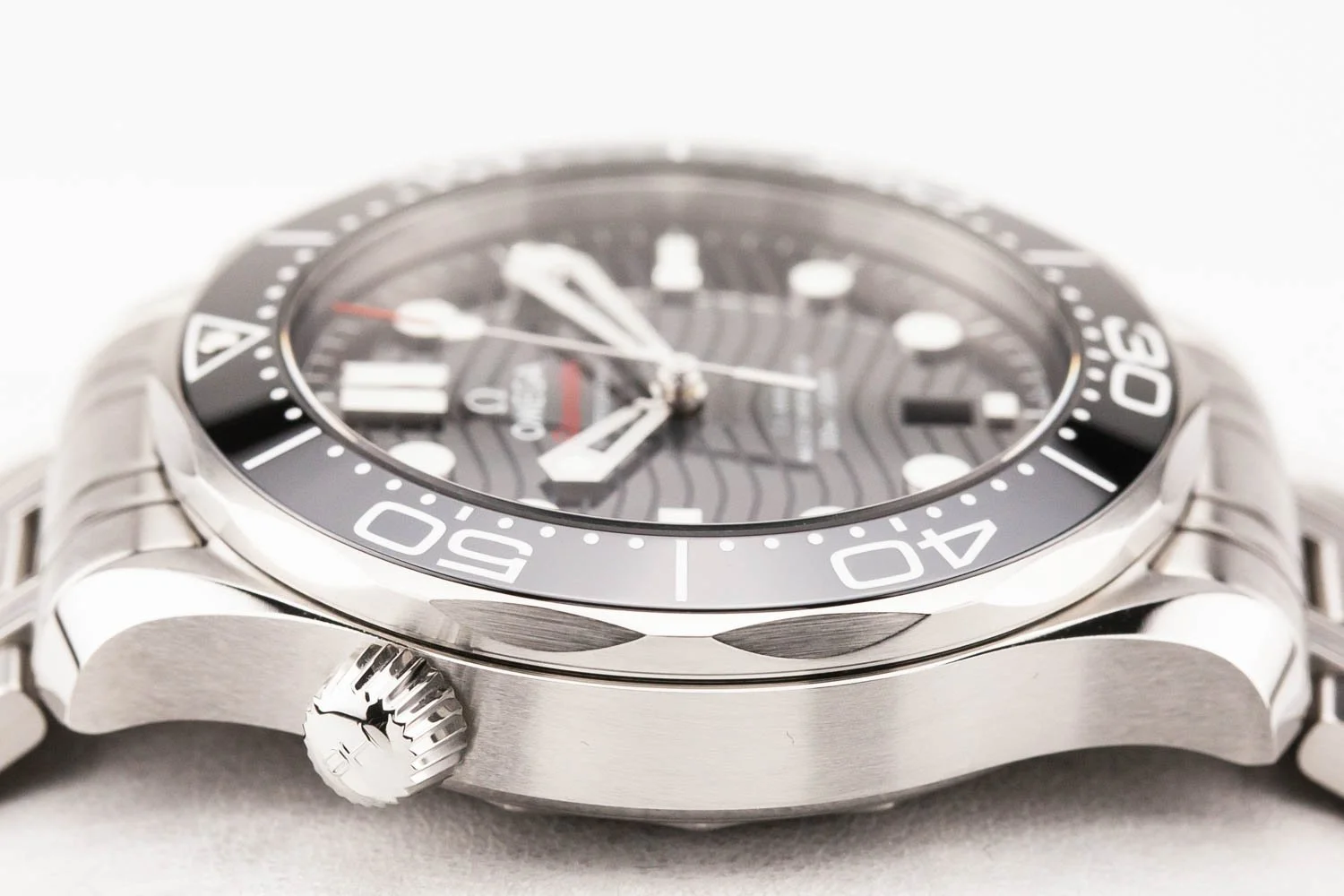 Omega Seamaster 300 Black Bracelet Mint 030226 (6 of 10).jpg