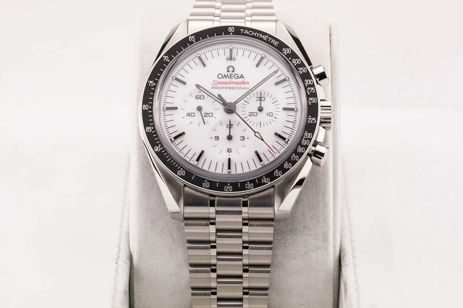 Omega Speedmaster Moonwatch 3861 White Mint 072925 (2 of 10).jpg
