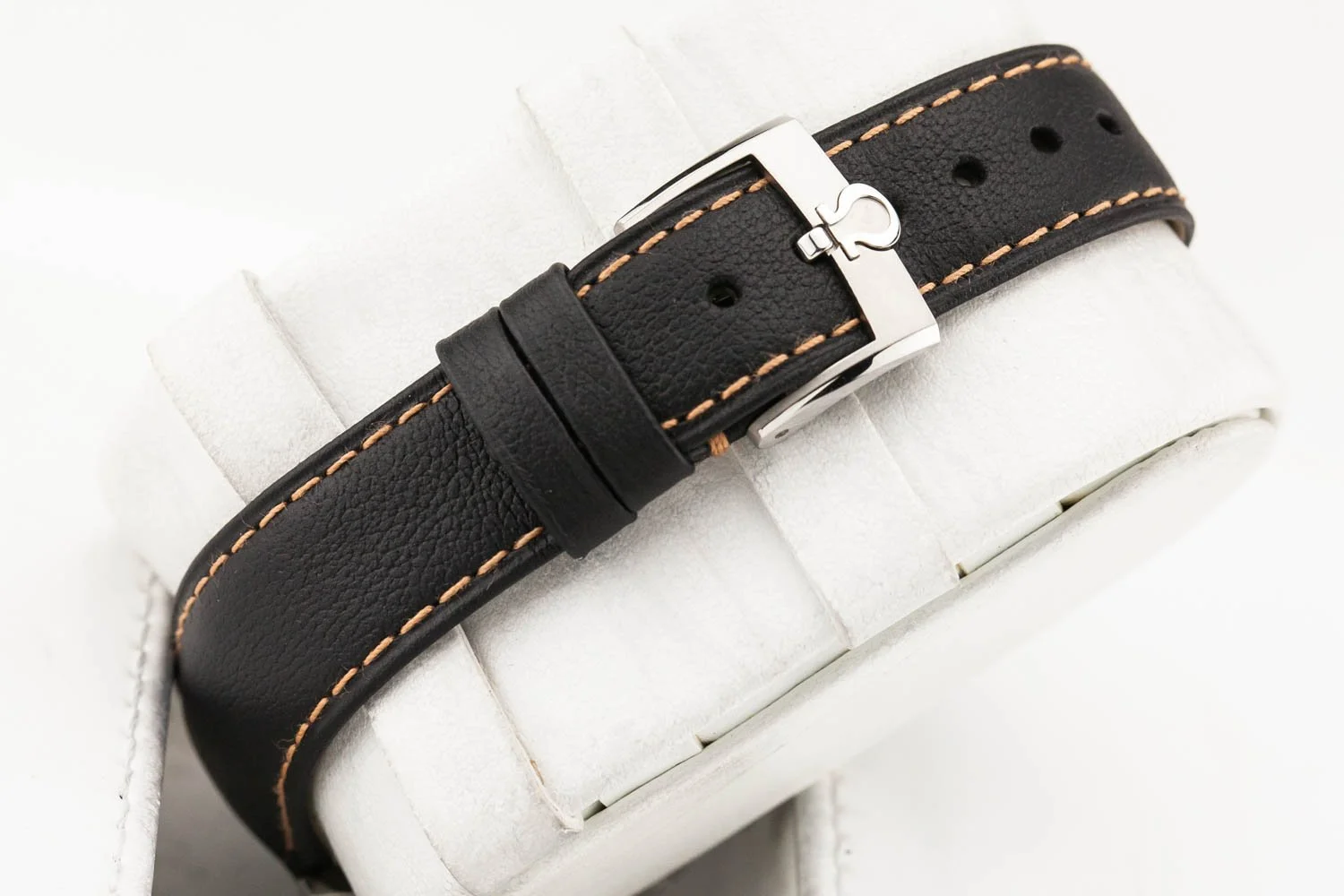 Omega Speedmaster FOIS Black Leather Strap NEW 091825 (7 of 9).jpg