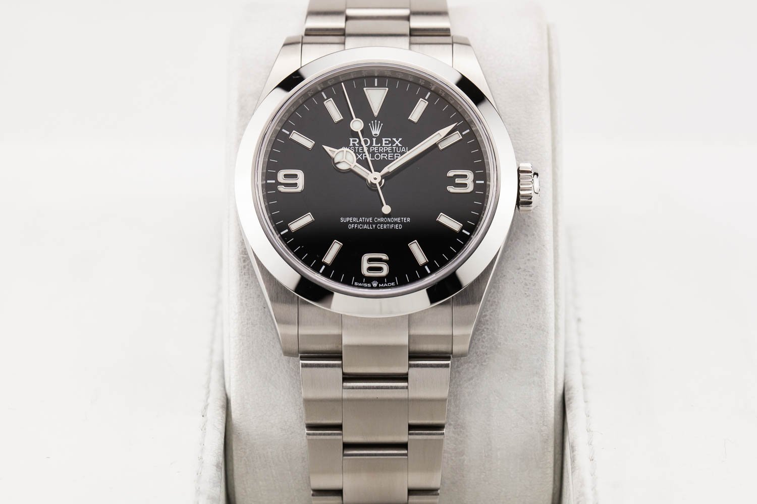 Rolex Explorer I 40mm Black Dial PO 224270 070225 (2 of 10).jpg