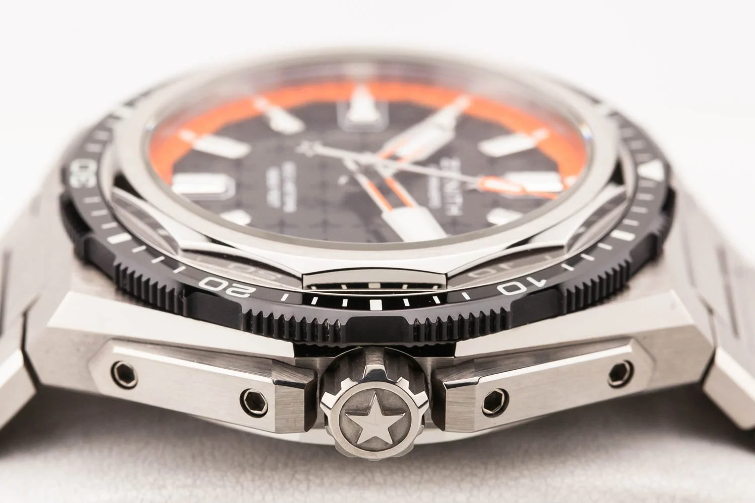 Zenith Defy Extreme Diver Mint 091826 (10 of 11).jpg