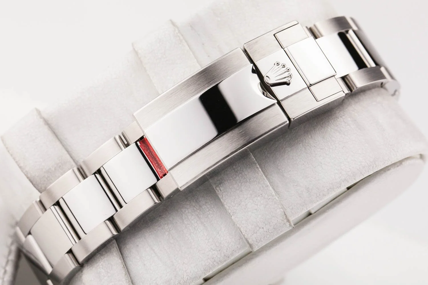 Rolex GMT-Master II Bruce Wayne Mint 126710GRNR 012226 (8 of 10).jpg