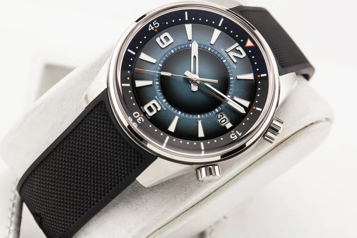 Jaeger LeCoultre Polaris Date Grey Blue PO 9068650 093025 (4 of 9).jpg