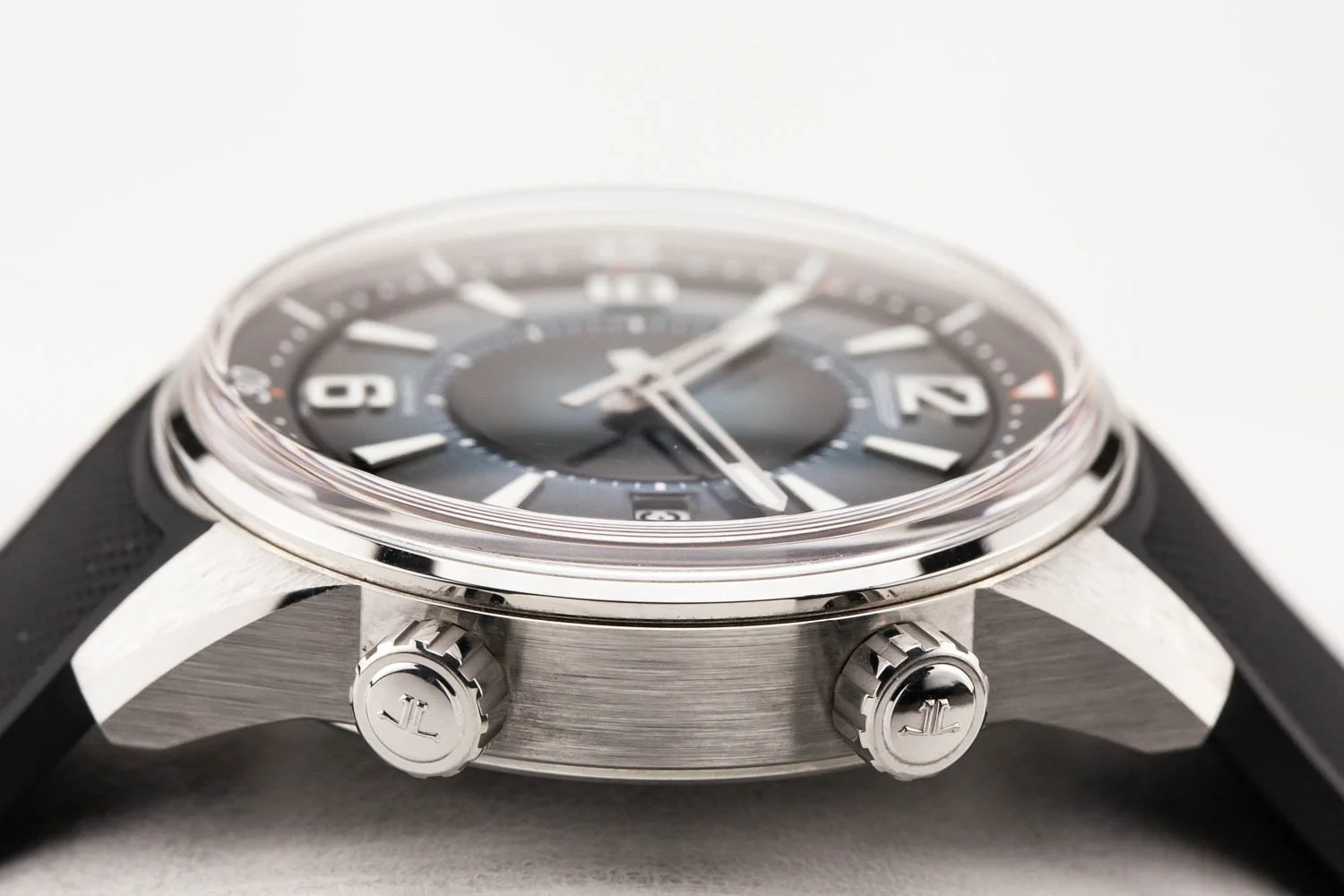 Jaeger LeCoultre Polaris Date Grey Blue PO 9068650 093025 (5 of 9).jpg