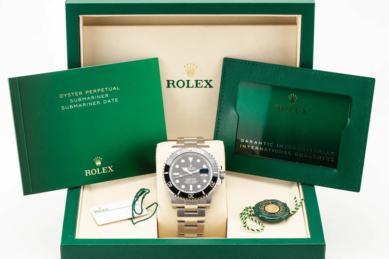Rolex Submariner Date Unworn 126610LN 011326 (10 of 10).jpg