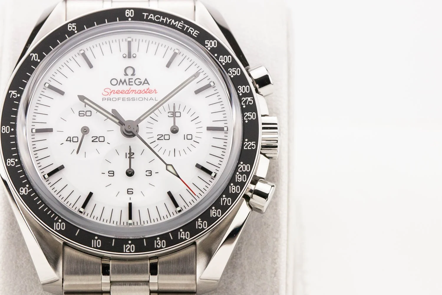 Omega Speedmaster Moonwatch 3861 White Mint 040226 (3 of 10).jpg