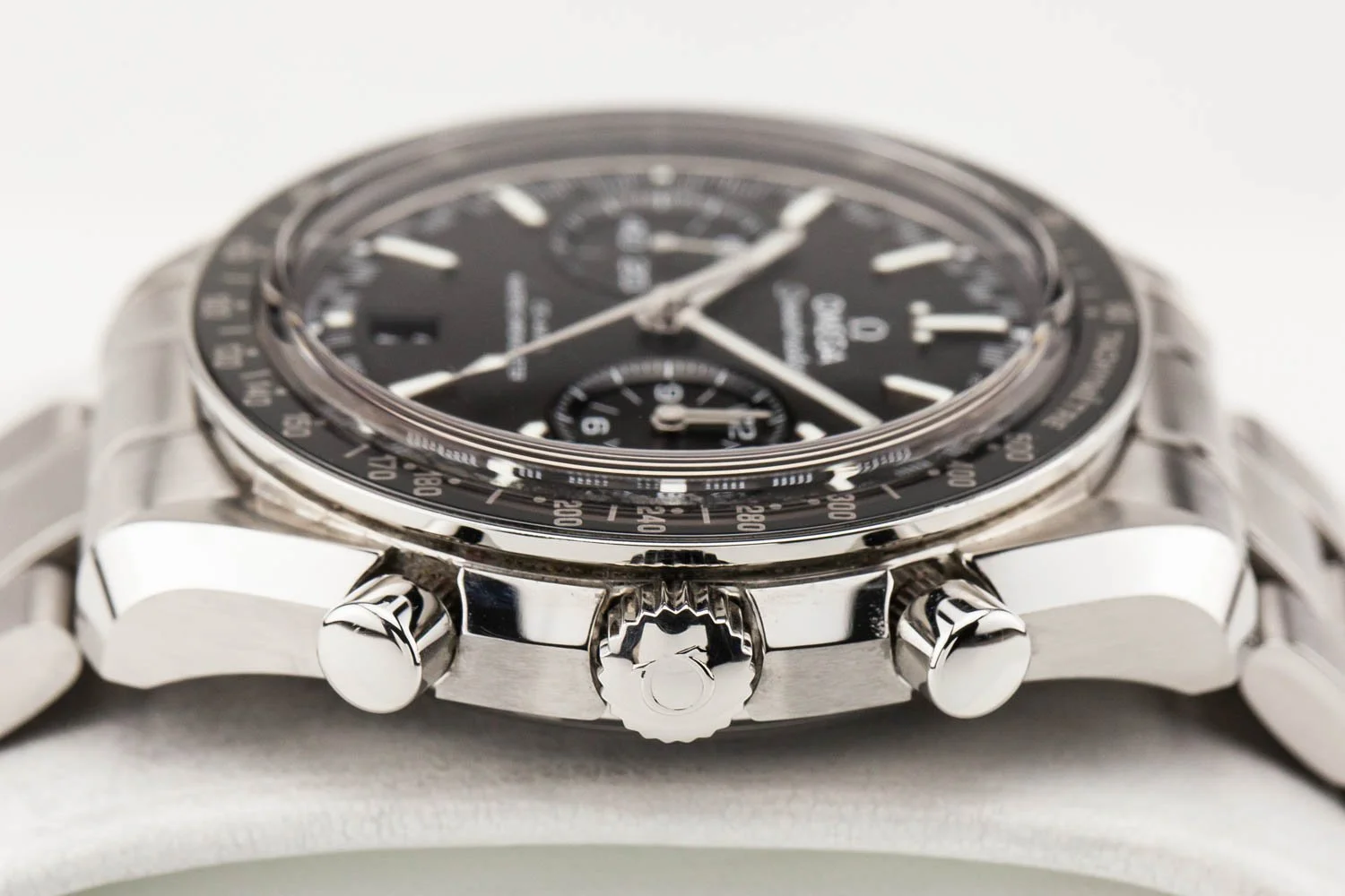 Omega Speedmaster Racing Black Dial PO 092225 (5 of 10).jpg