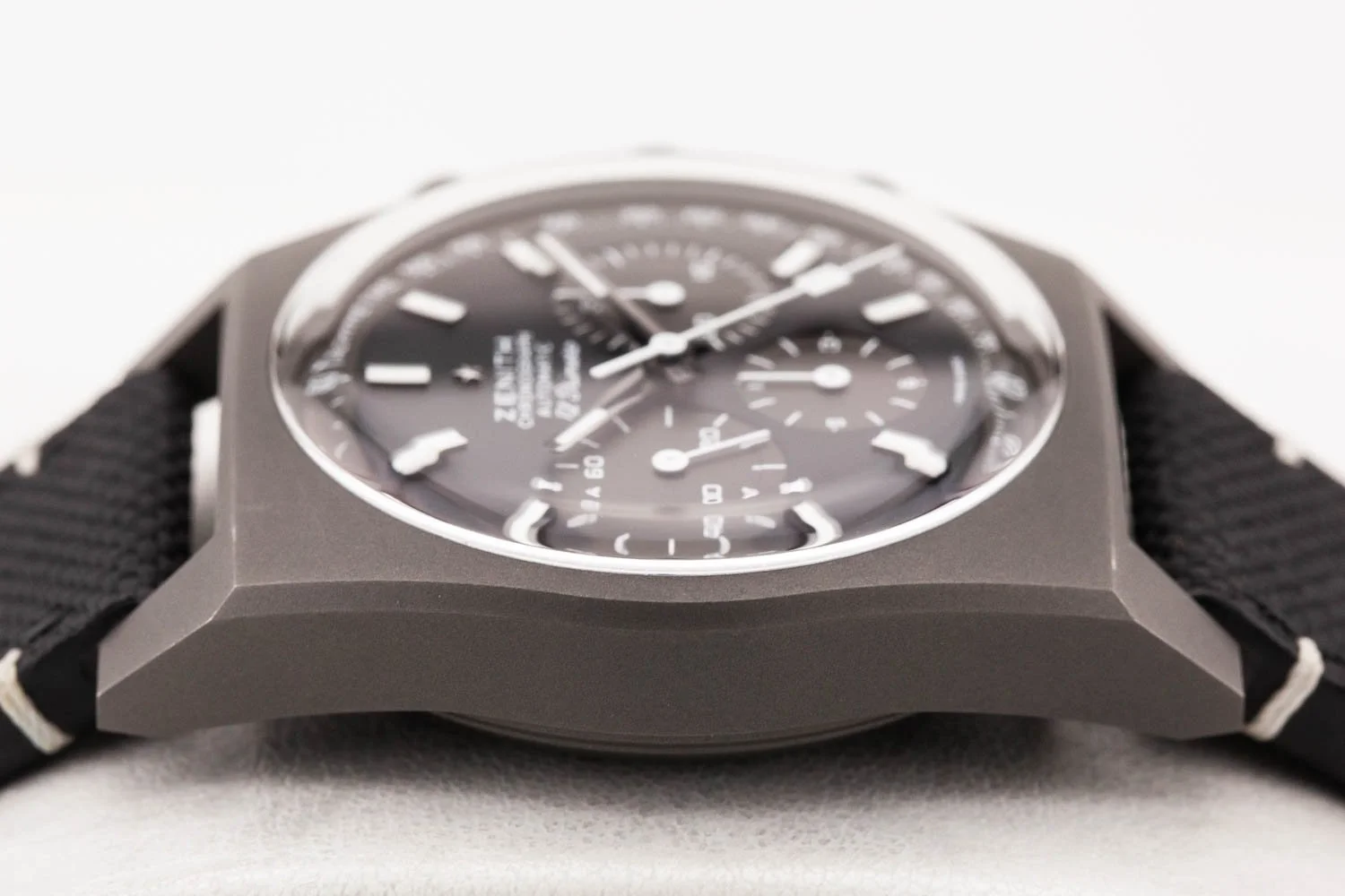 Zenith El Primero Chronomaster Revival Shadow PO 100125 (6 of 9).jpg