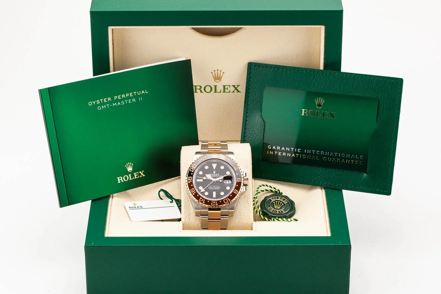 Rolex GMT-Master II Rootbeer Oyster PO 126711CHNR 071825 (10 of 10).jpg