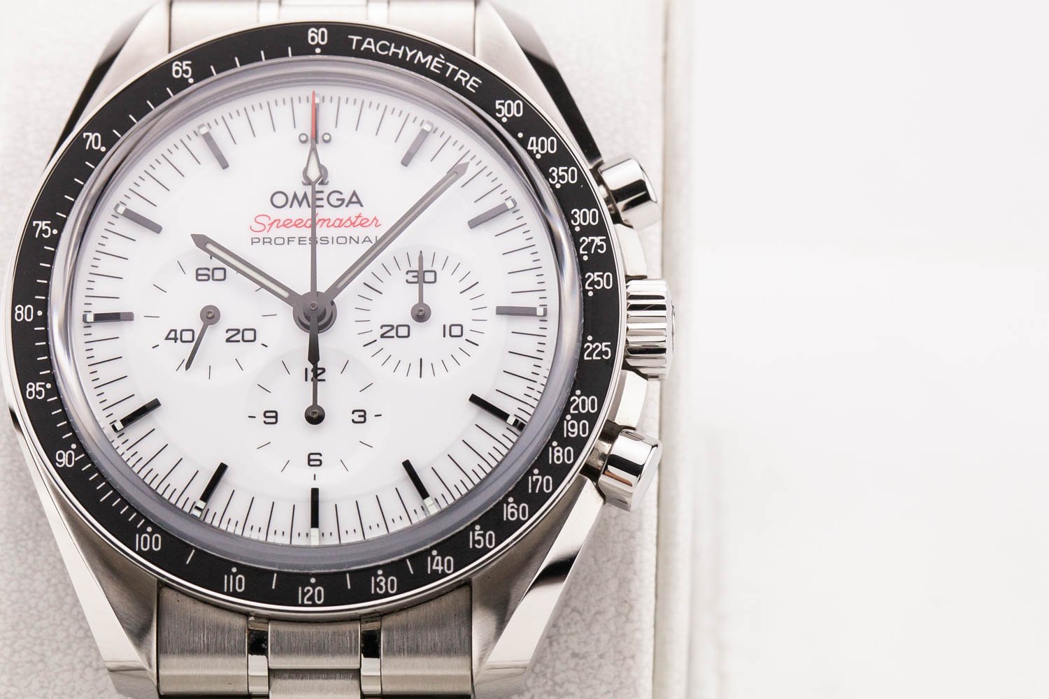 Omega Speedmaster Moonwatch 3861 White PO 091626 (3 of 10).jpg
