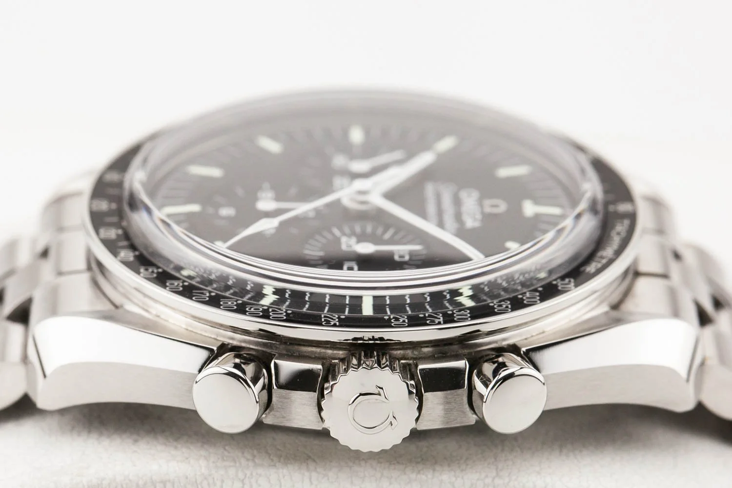 Omega Speedmaster Moonwatch 3861 Sapphire PO 101526 (5 of 11).jpg