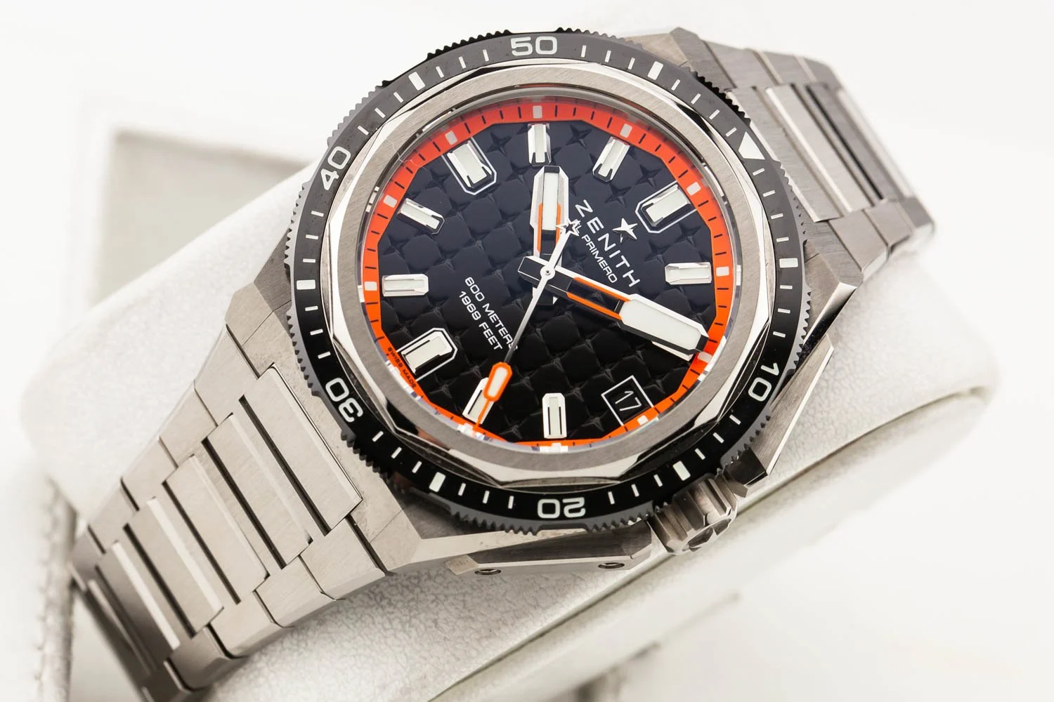 Zenith Defy Extreme Diver Mint 091826 (4 of 11).jpg