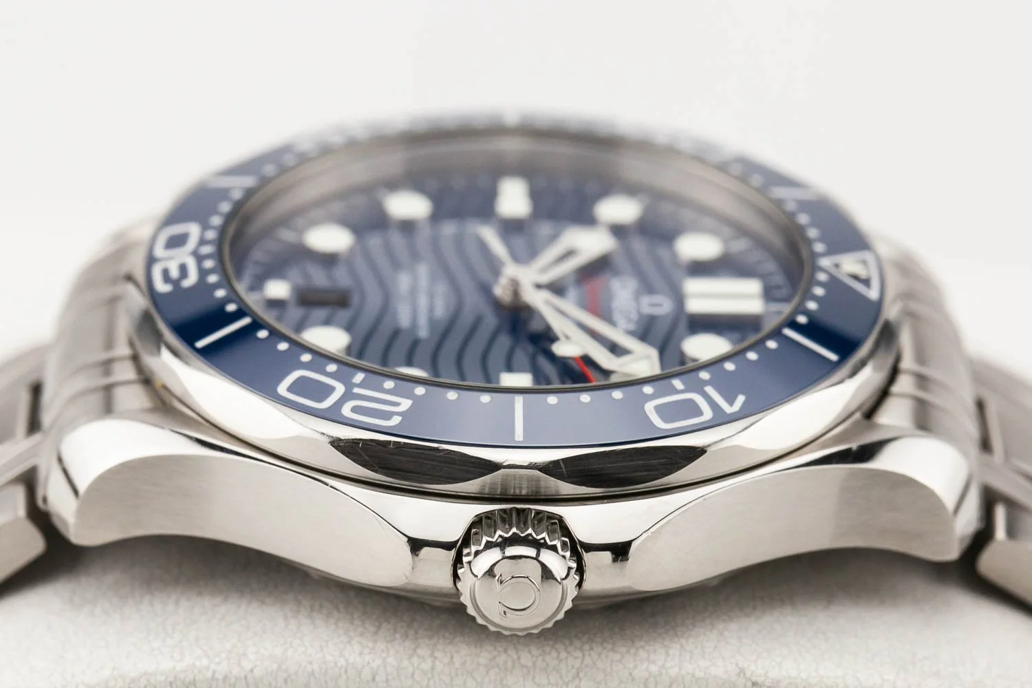Omega Seamaster 300M Blue Bracelet PO 101526 (5 of 10).jpg