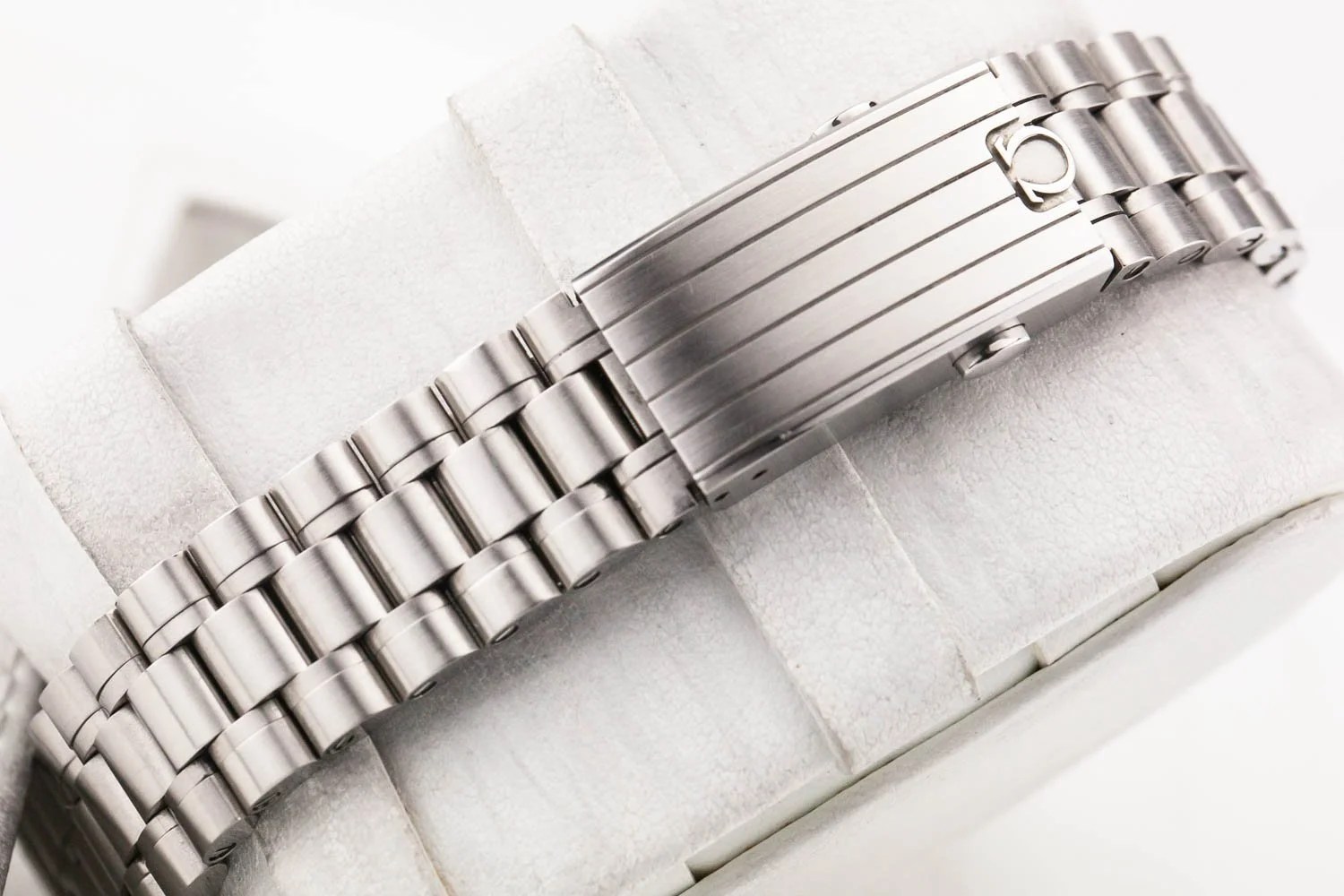 Omega Speedmaster Moonwatch 3861 Hesalite PO 040926 (8 of 10).jpg