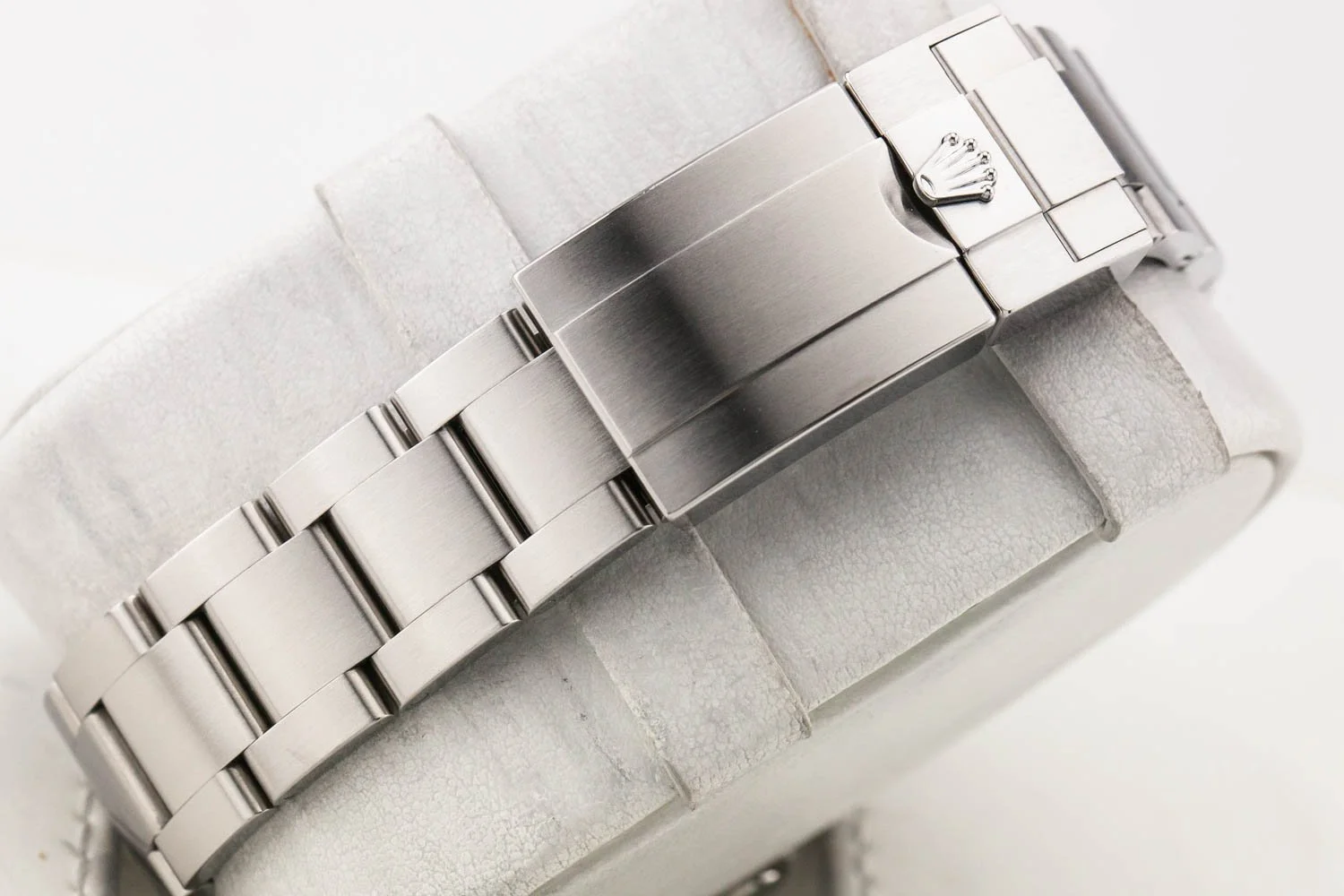 Rolex Explorer I 40mm Black Dial PO 224270 010226 (8 of 10).jpg