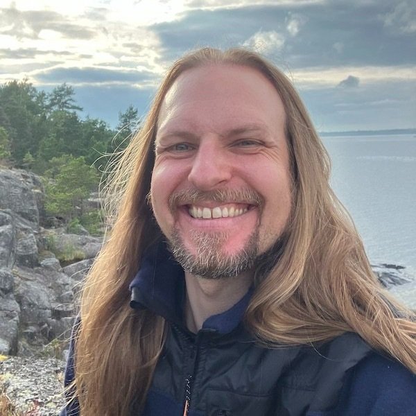 Pontus Karlsson :: Sweden