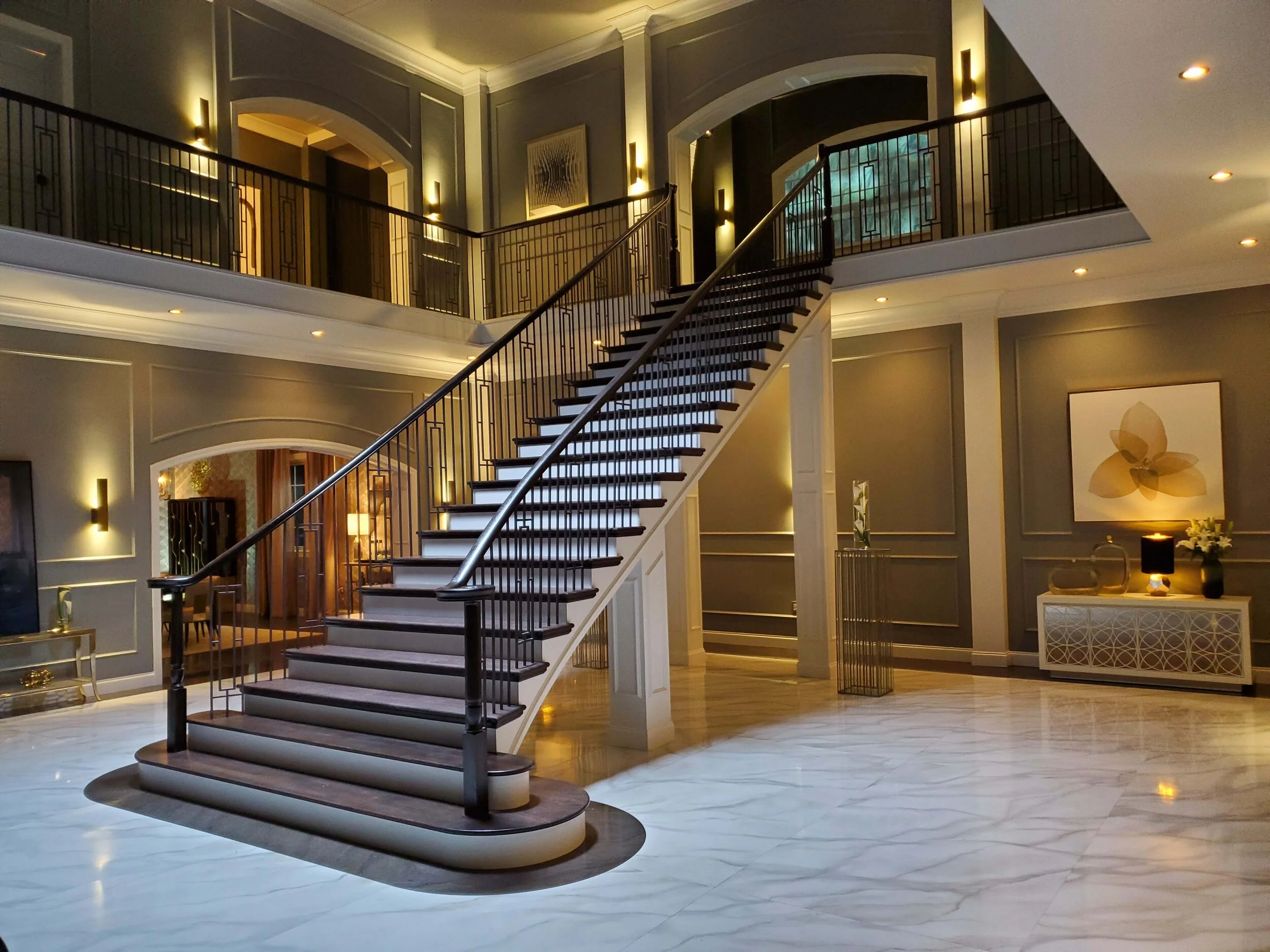 Main Staircase.jpg