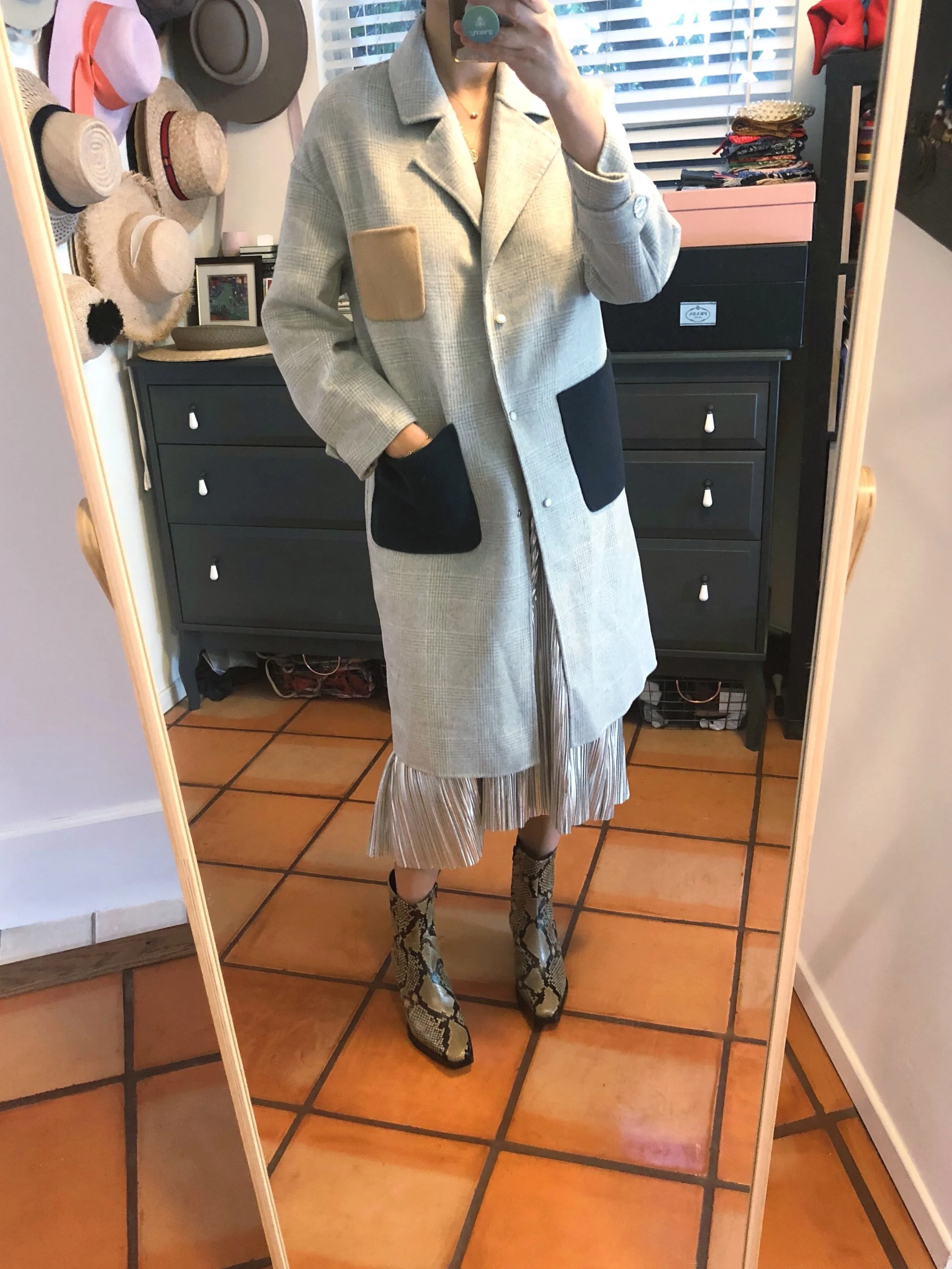  coat: Social Eras skirt: Anthropologie boots: Zara (sold out, similar  here ) 