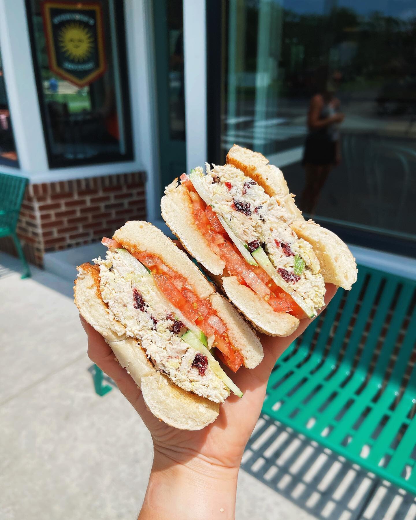 &ldquo;Moms chicken salad&rdquo; is our #1 selling light bite! Have you tried Jessie&rsquo;s moms recipe yet?! This one beauty is on a fresh toasted sesame bagel 🤤 #jessiesoflinwood #coffeecreamcommunity
.
.
.

#coffee #icecream #bakedgoods #lacolom