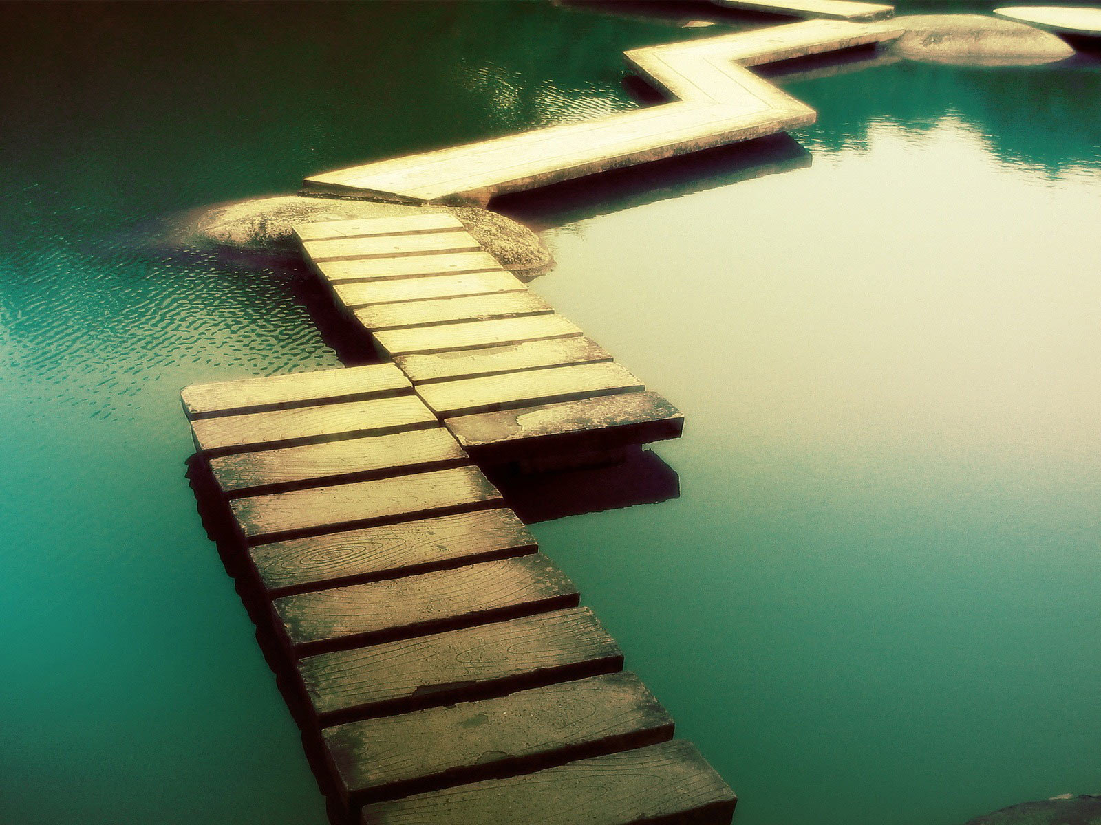 the_path_of_reflection.jpg